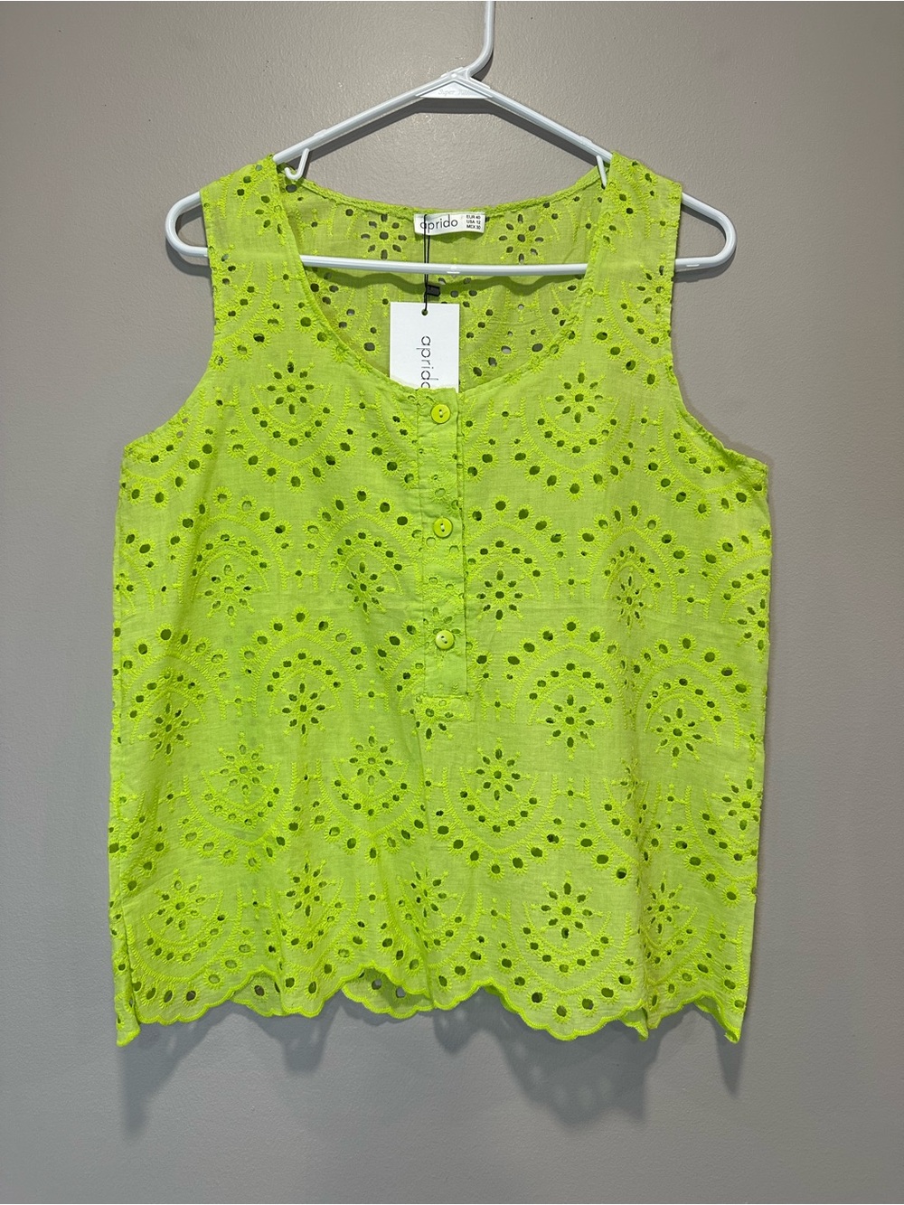 NWT Aprido Lime Green Eyelet Sleeveless Top Scalloped Hem CottageCore Size 12